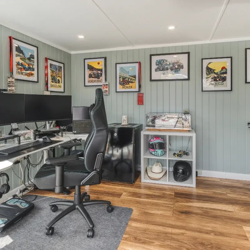 garden room for office and music use