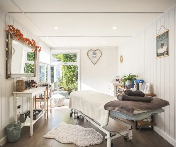 beauty room