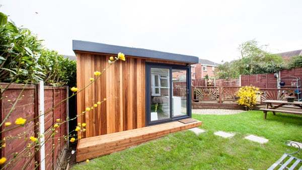 Cabin Master Cedar Garden Office in Corner of Garden