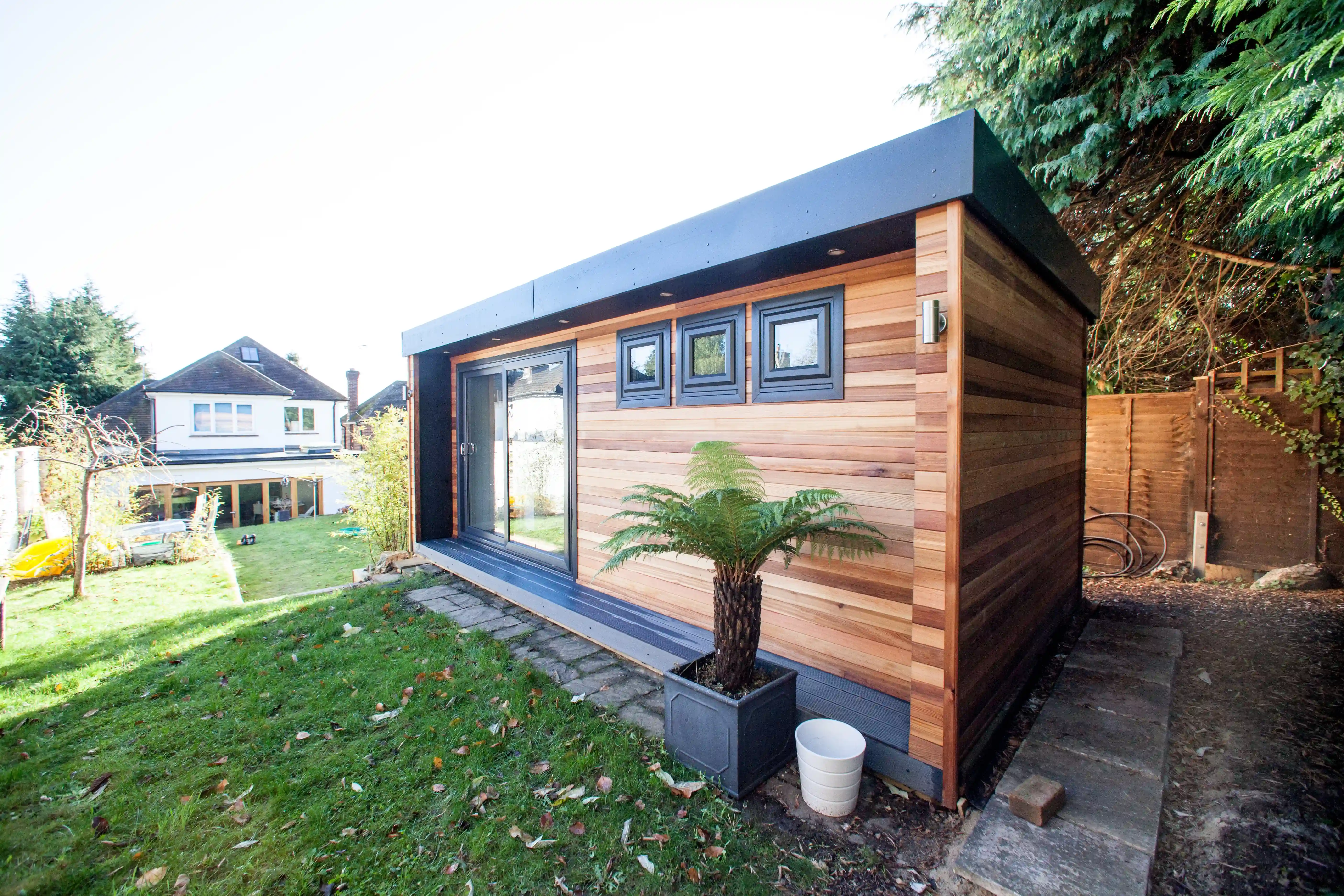 Cabin Master Cedar Garden Room