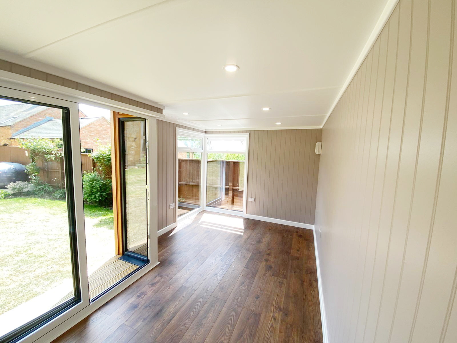 Cabin Master Barnett 5m x 3m Cedar