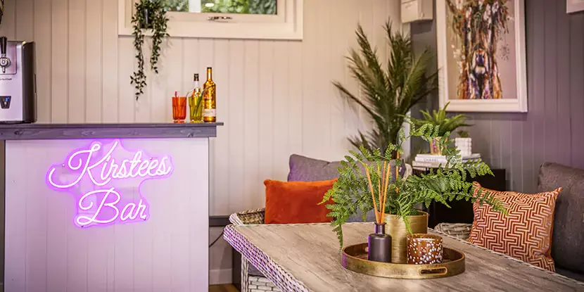 How to Host a Winter Garden Room Party Like a Pro