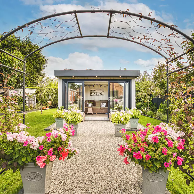 Beautiful modern garden room summerhouse