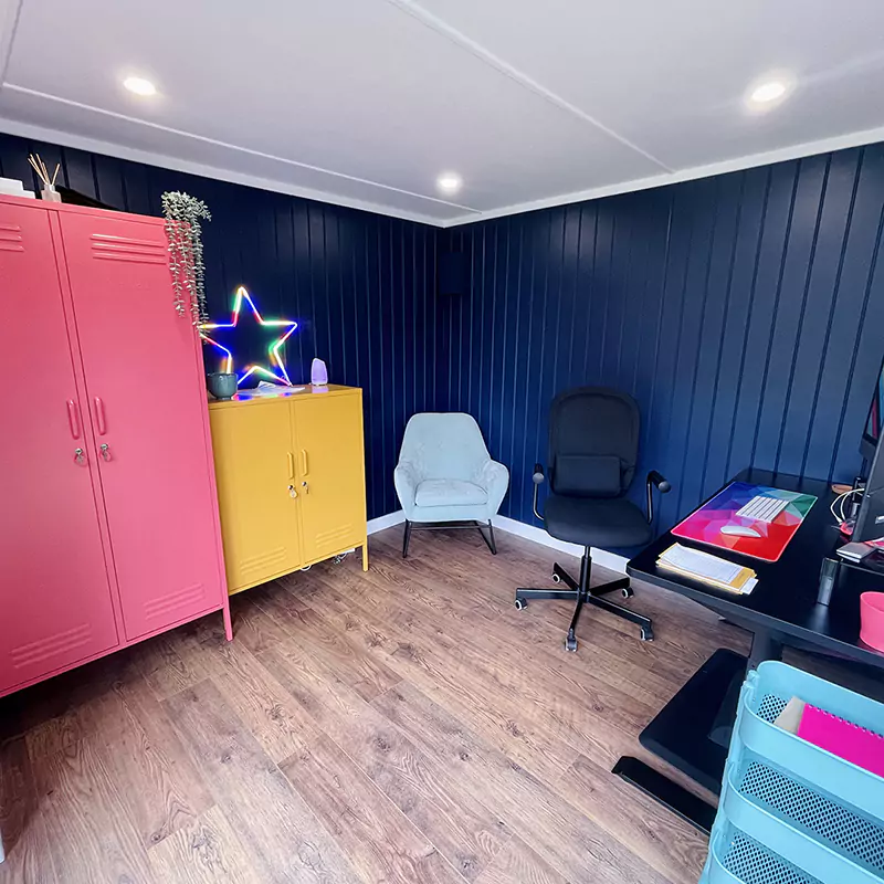 Small Home Office with bright Office Furnishings 
