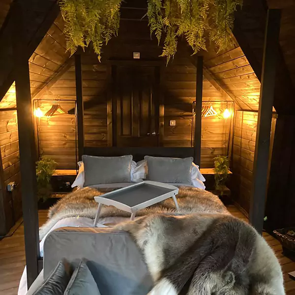Driftwood Lodges Luxury Glamping Lodges bedroom