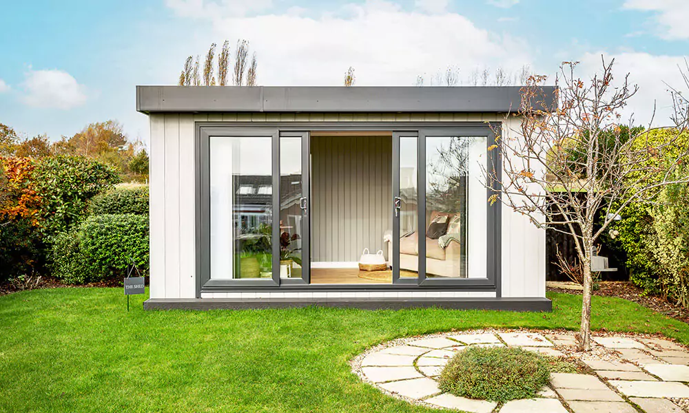 garden office for large urban garden