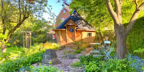 medium sized bbq cabin from arctic cabins