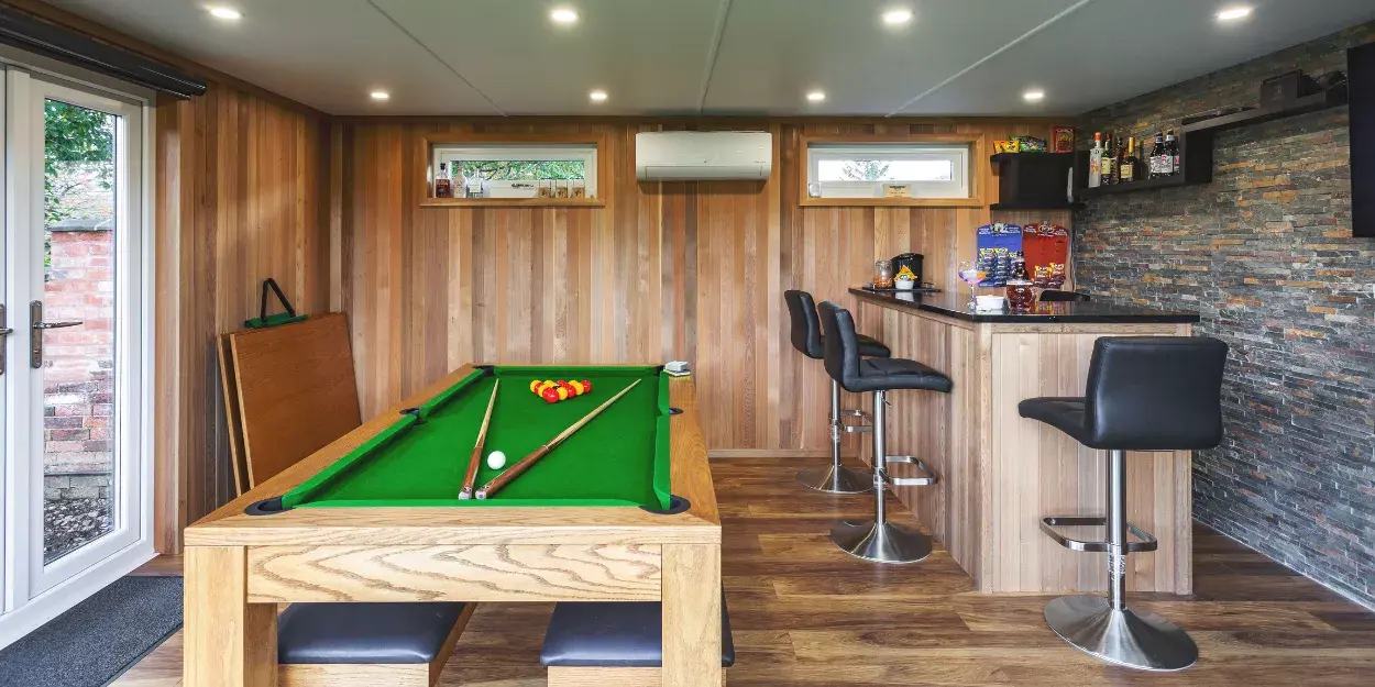 inside a small timber clad gadren bar