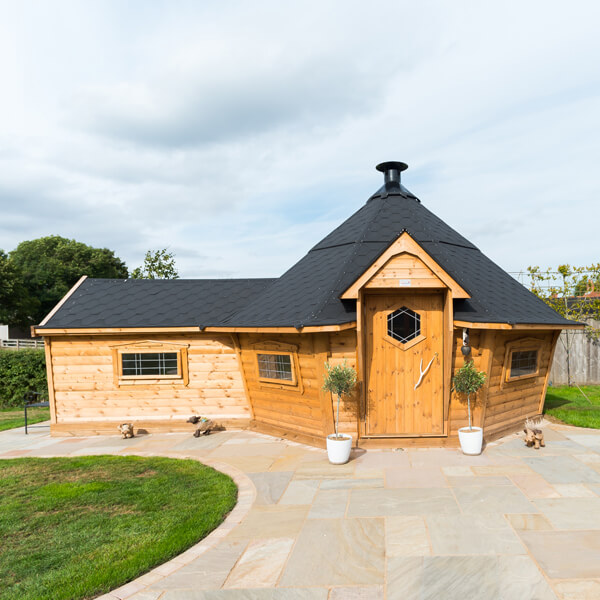 Large 17m2 BBQ Cabin with plants outside