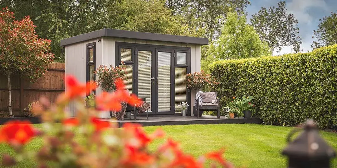 small garden pod cabin