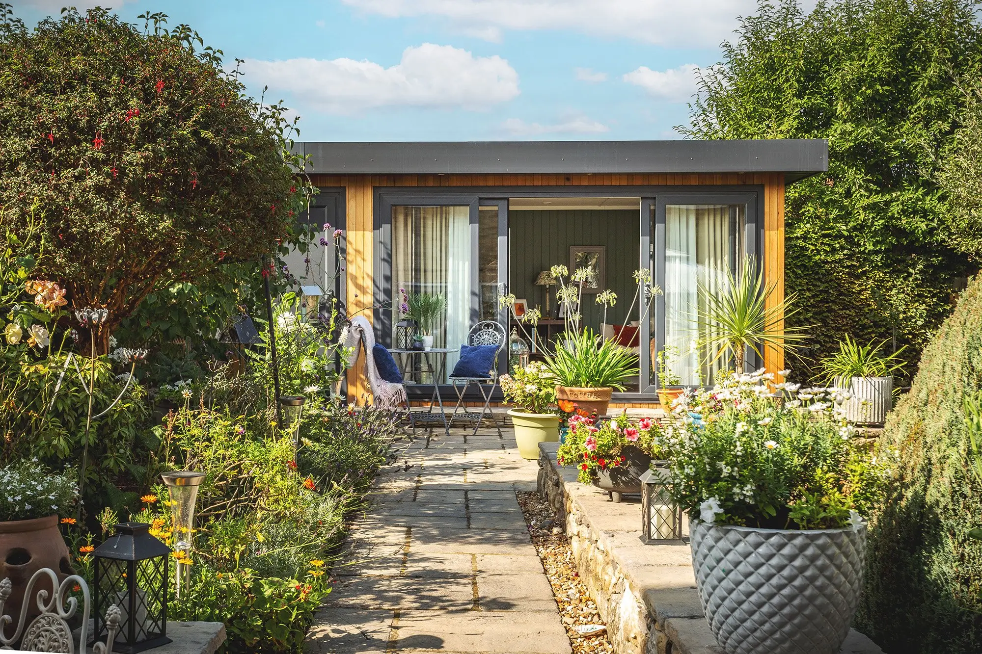 Cabin Master Garden Pod External View 