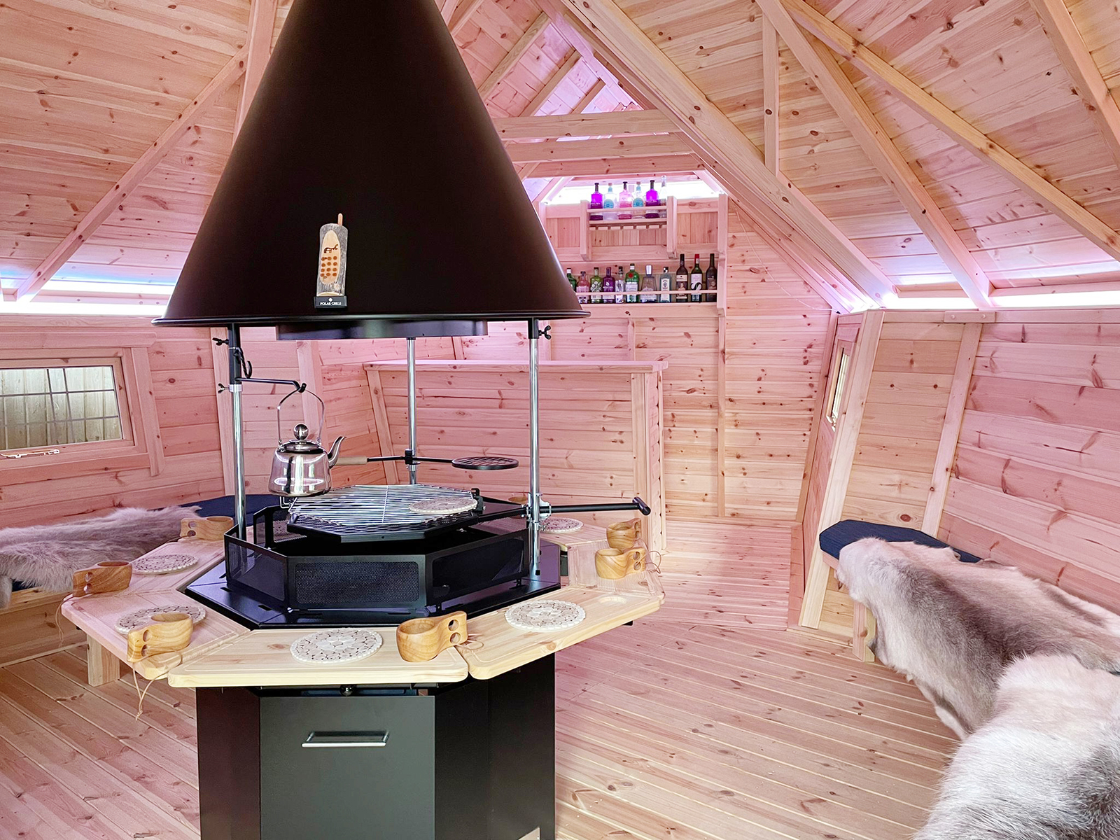 Arctic Cabins BBQ Hut