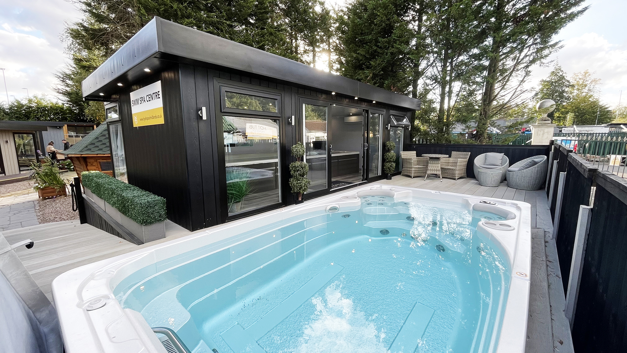 Hydropool Midlands Swim Spas & Hot Tubs