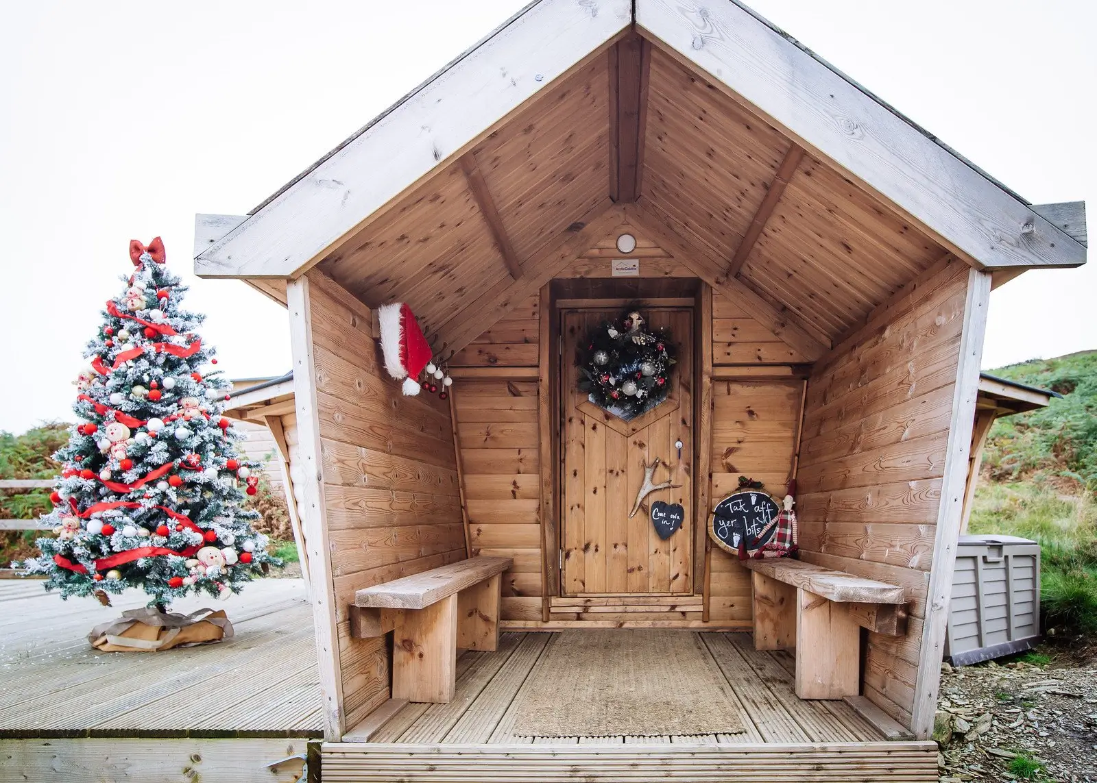 Laggan Outdoors Arctic BBQ Cabin