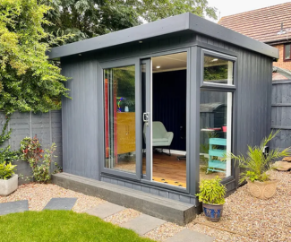 Carly's Bold & Bright Small Home Office