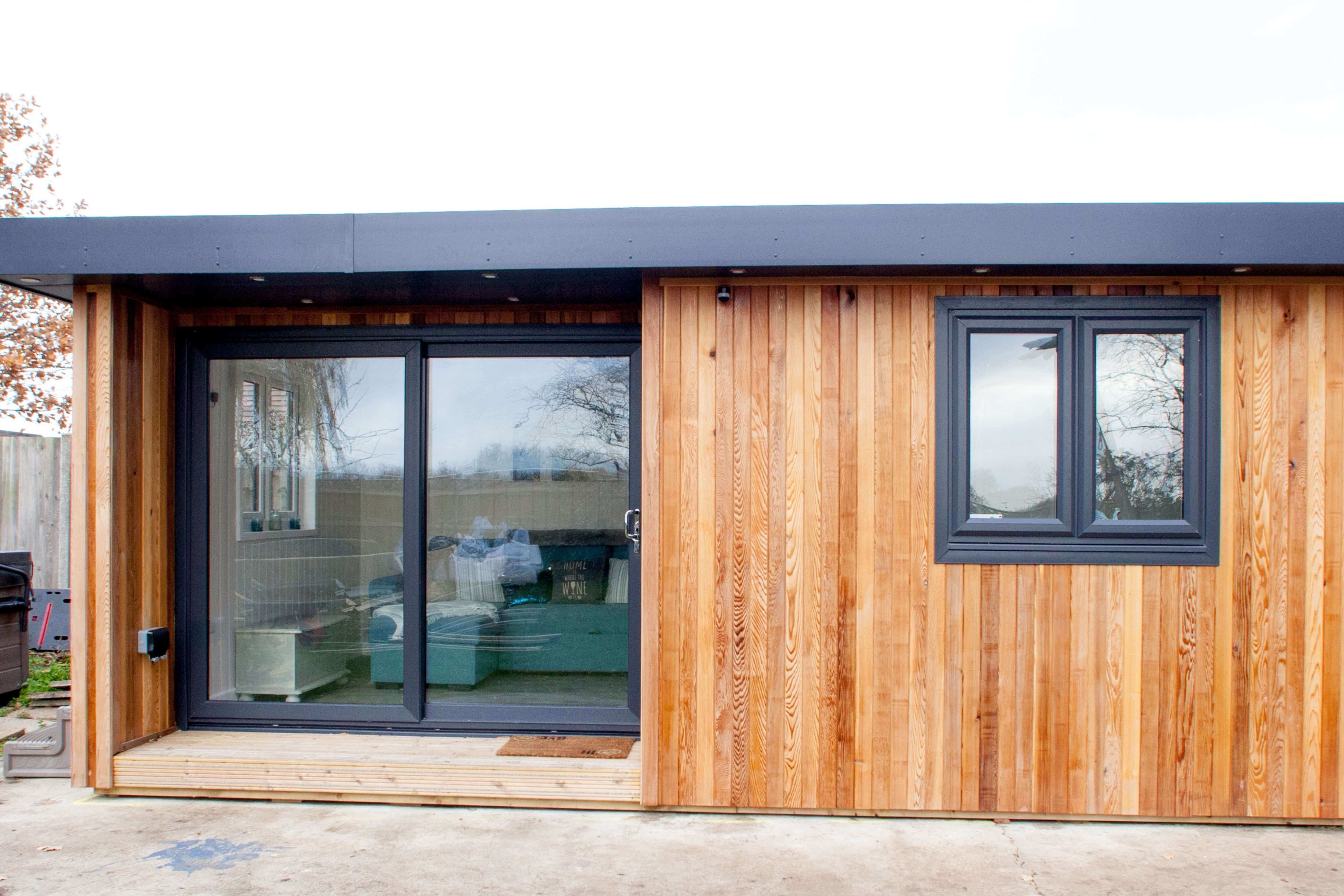 Jane's Snazzy Garden Annexe