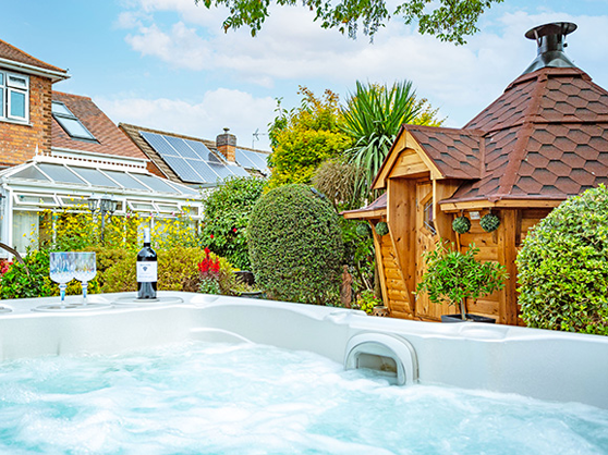 bbq cabin and hot tub