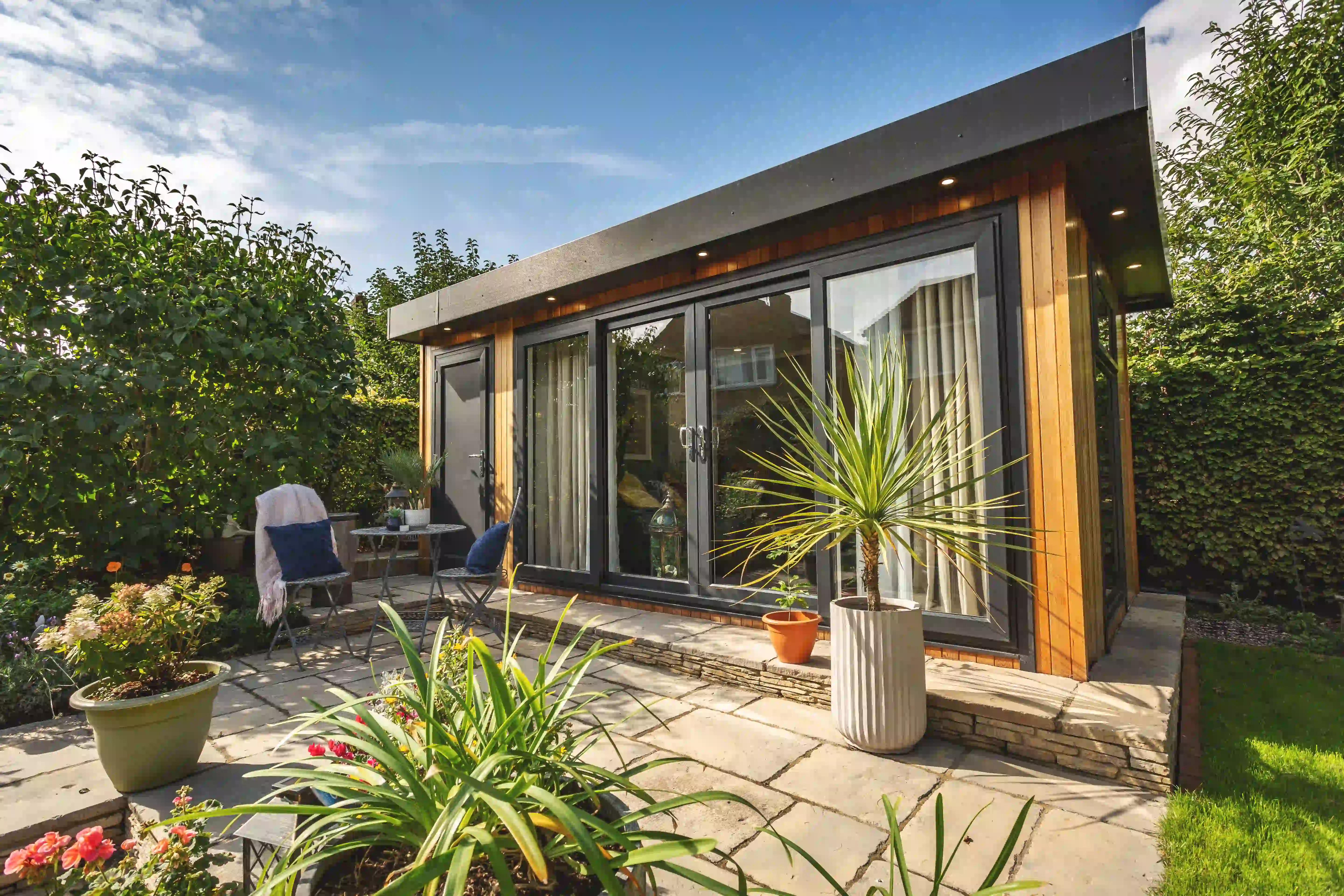 Cabin Master Garden Pod with Cedar Cladding 