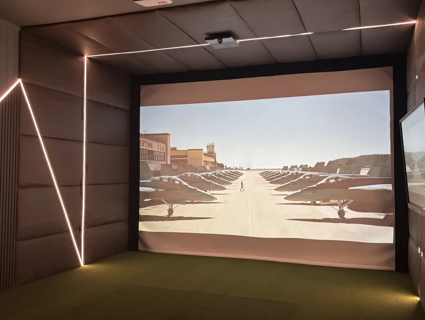 cinema projector 
