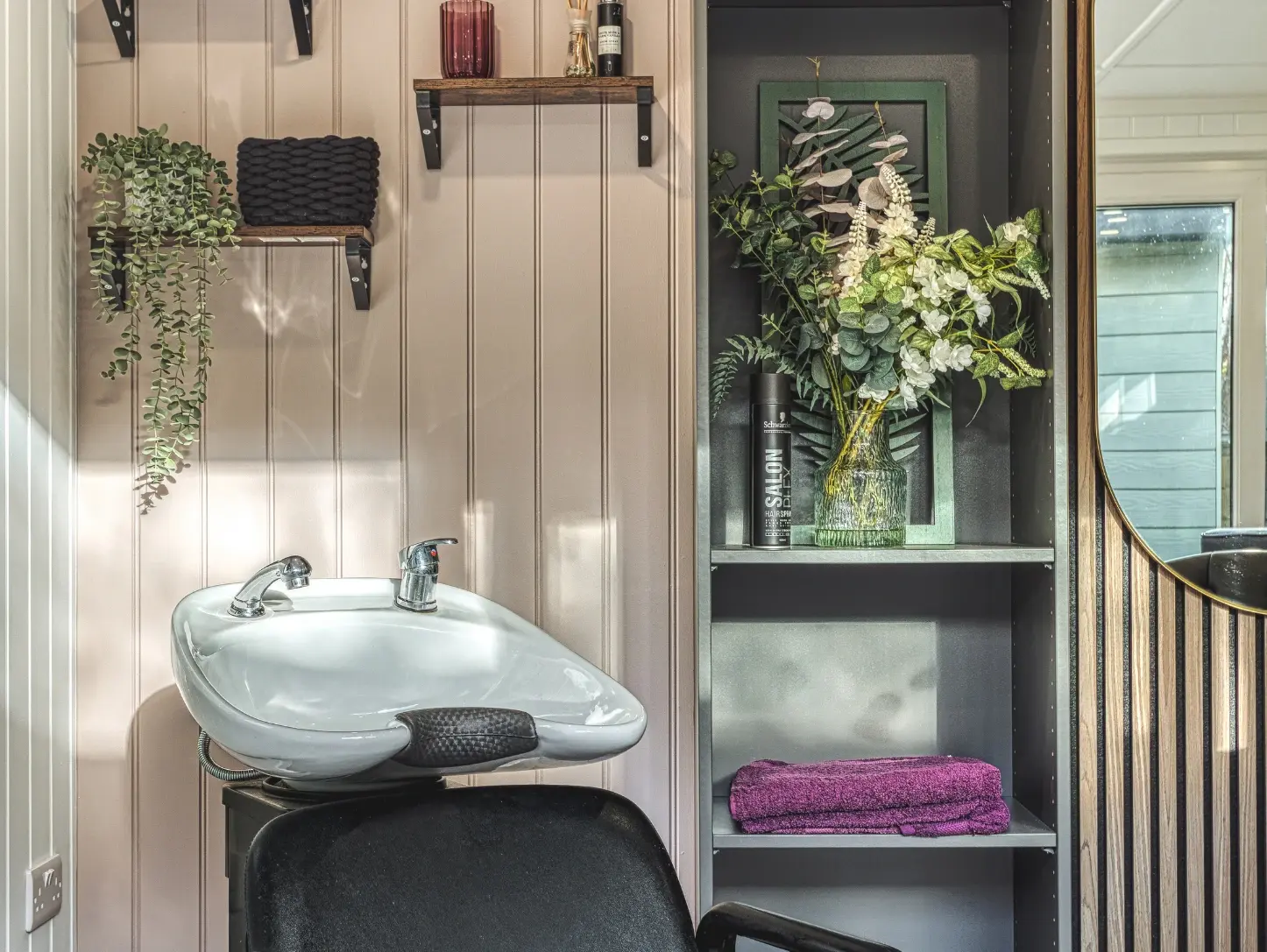 hair salon outside